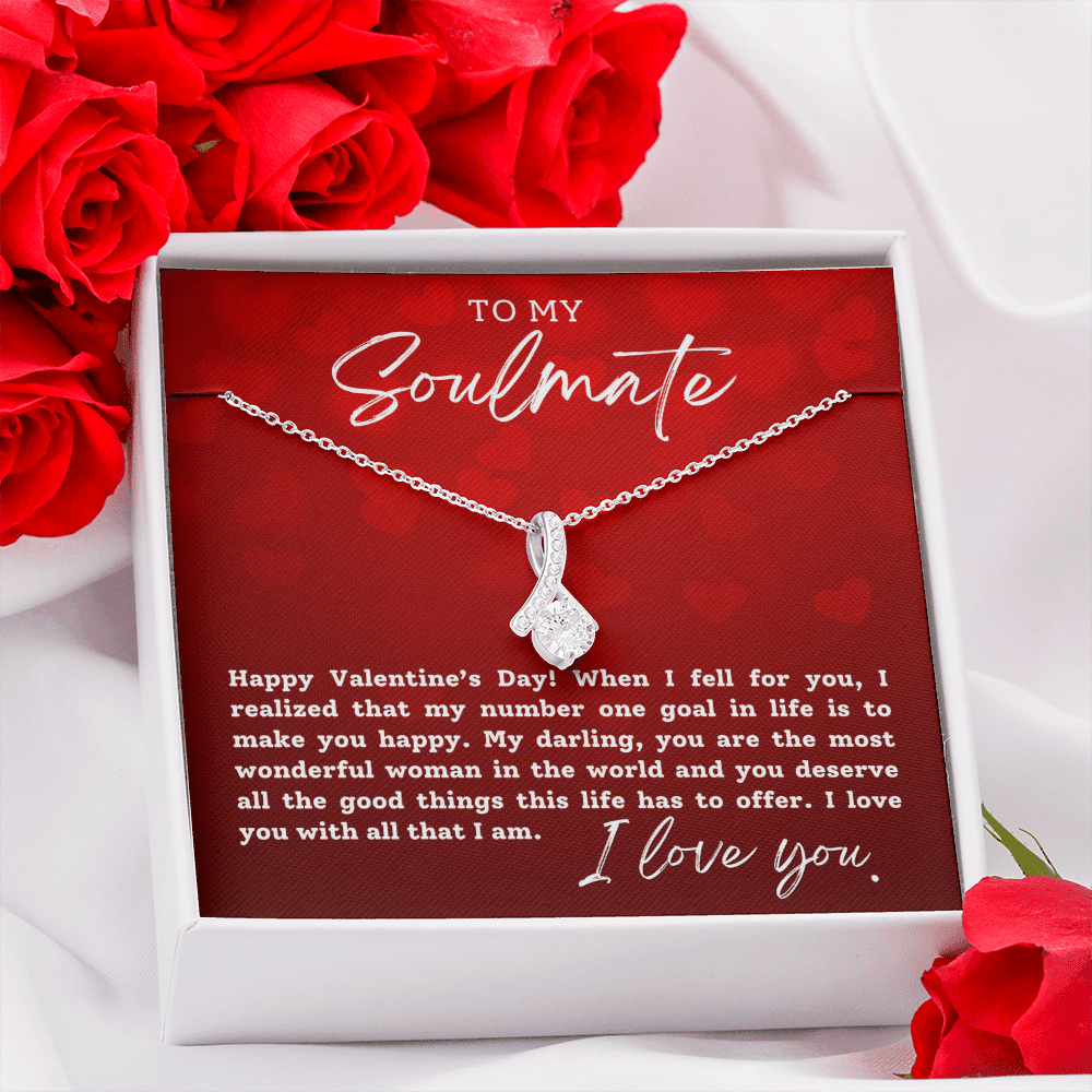 To My Soulmate With Hearts : Alluring Beauty Necklace