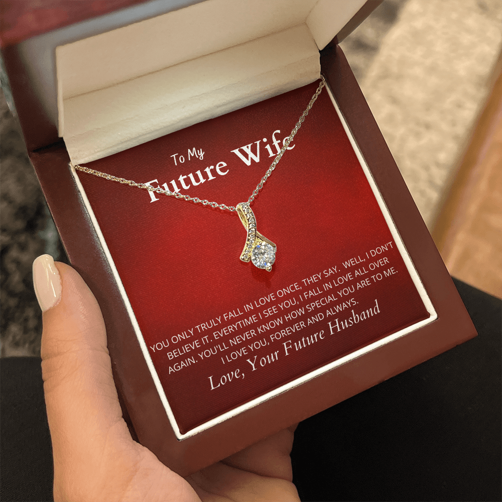 To My Future Wife R&W : Alluring Beauty Necklace