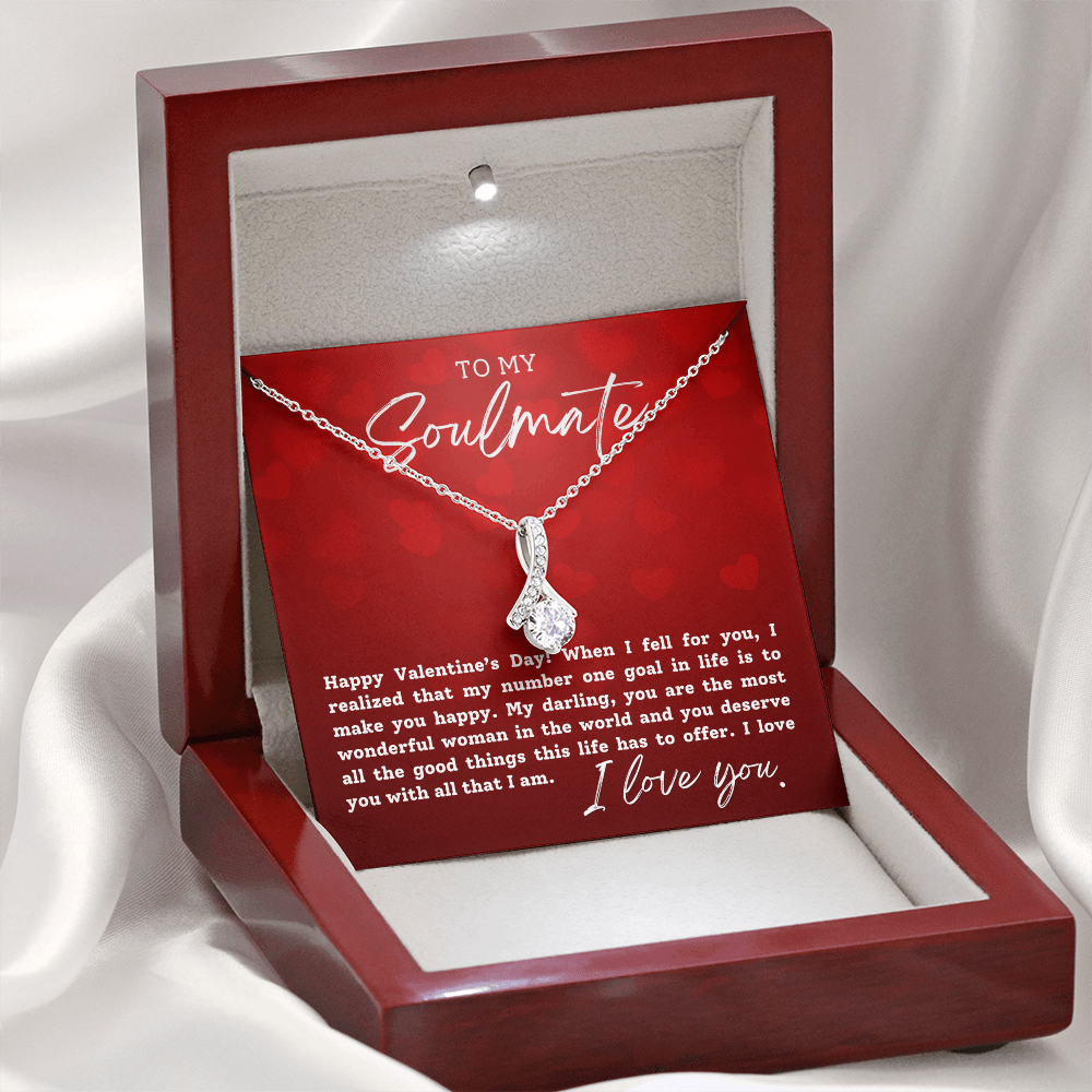 To My Soulmate With Hearts : Alluring Beauty Necklace