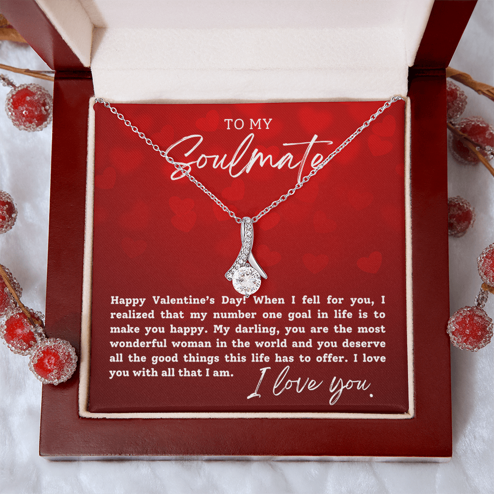 To My Soulmate With Hearts : Alluring Beauty Necklace